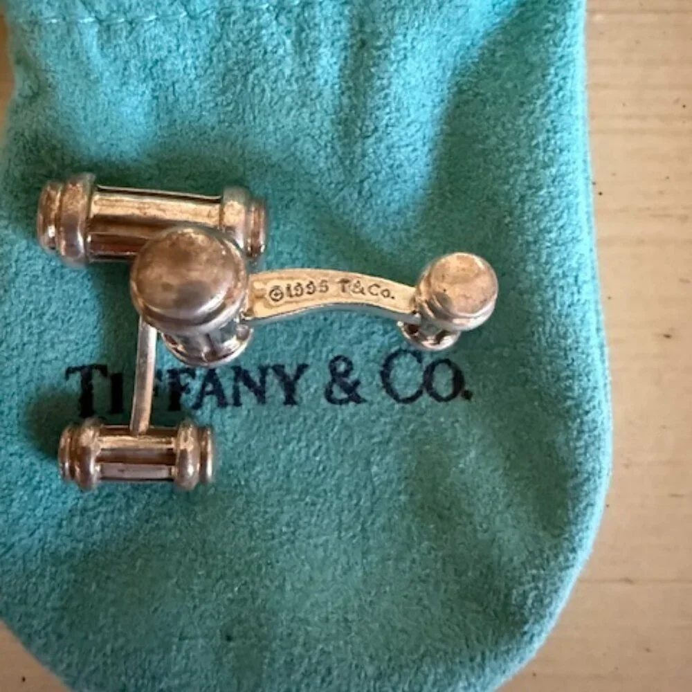 Tiffany & Co. 1995 Sterling Silver Atlas Column Bar Groove Cufflinks